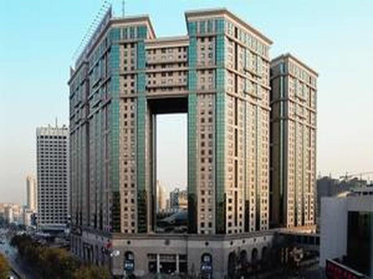 Shanghai Everbright International Hotel Exterior photo